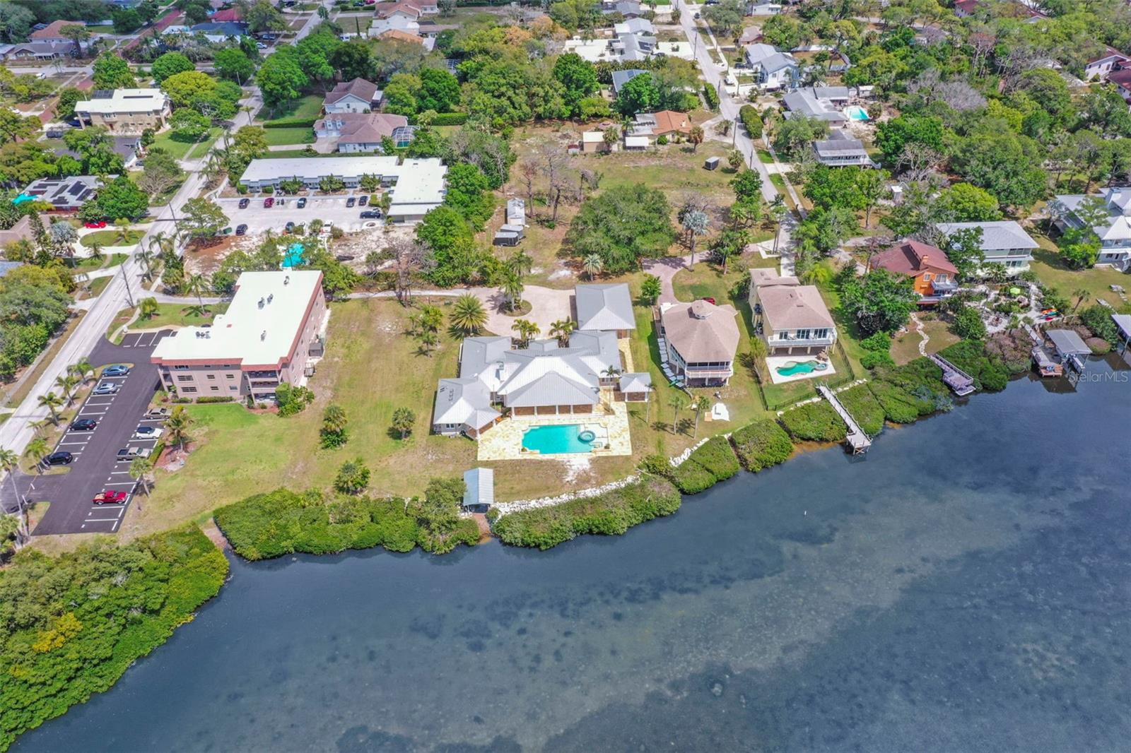 TAMPA & TARPON SPGS LAND CO - Residential