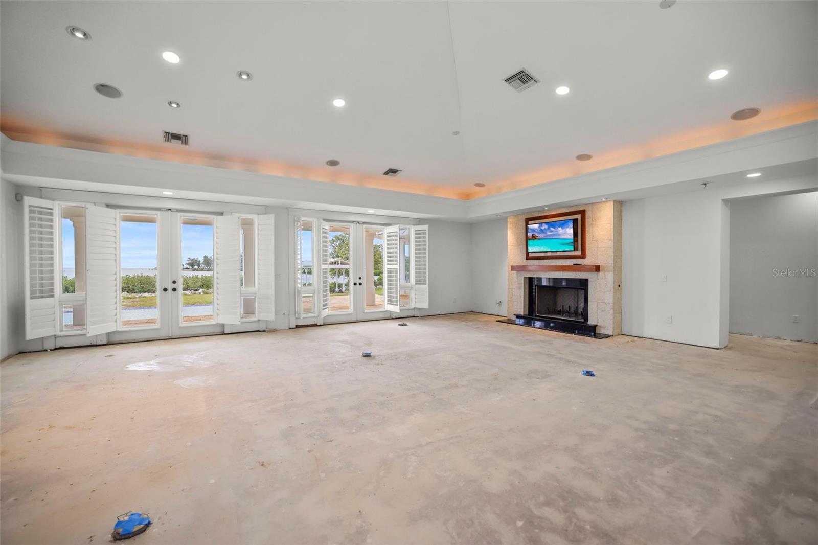 TAMPA & TARPON SPGS LAND CO - Residential