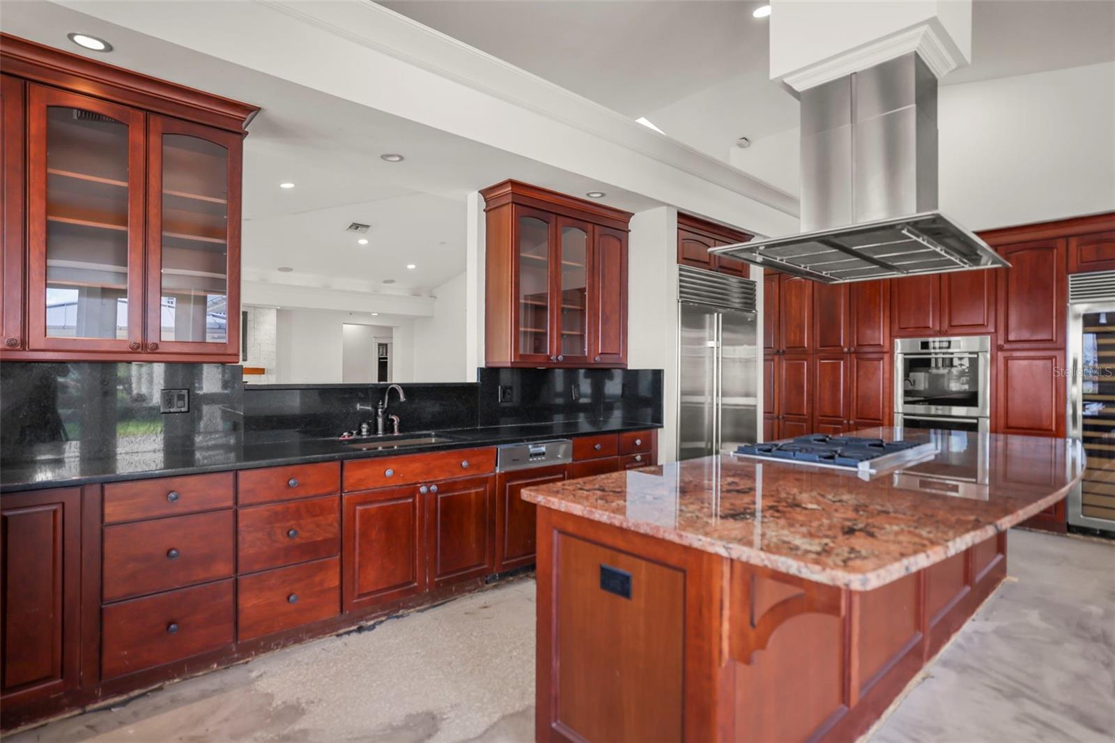 TAMPA & TARPON SPGS LAND CO - Residential