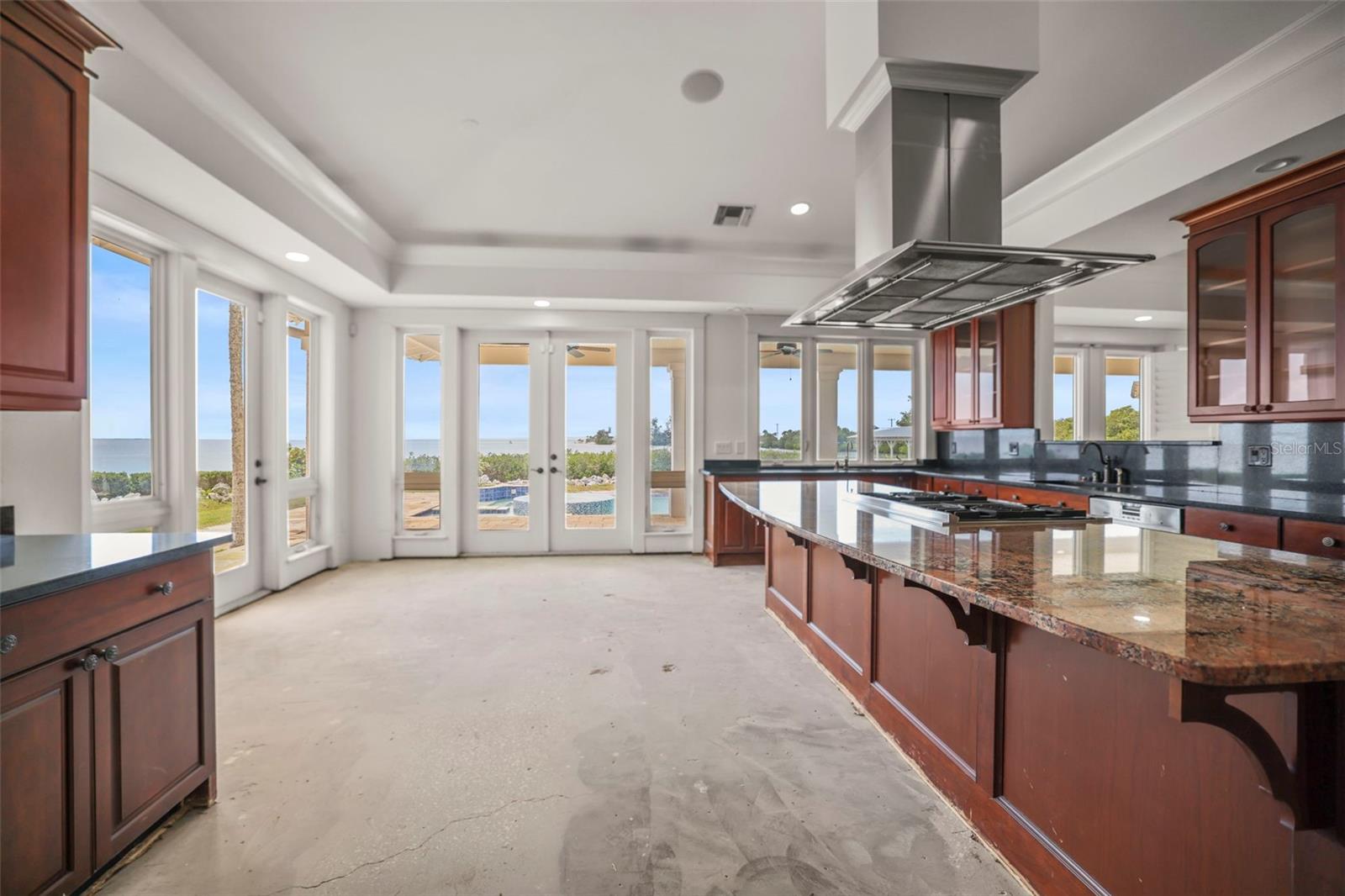 TAMPA & TARPON SPGS LAND CO - Residential