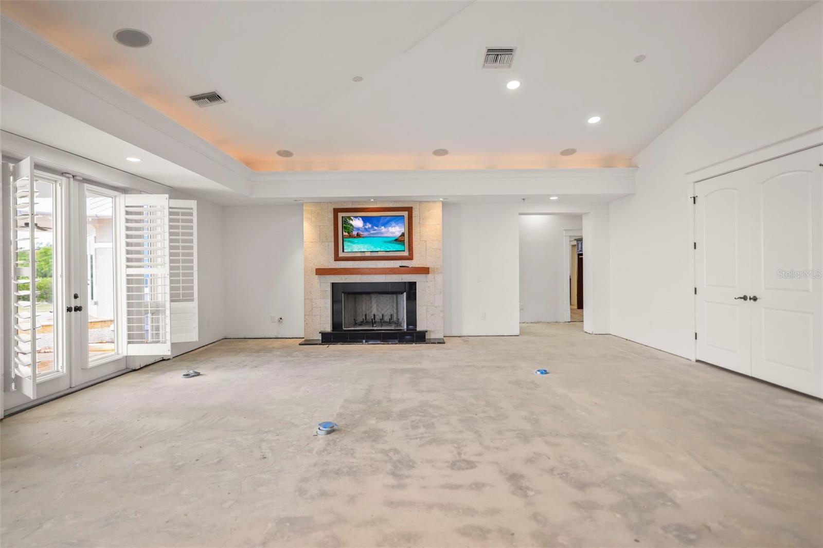 TAMPA & TARPON SPGS LAND CO - Residential