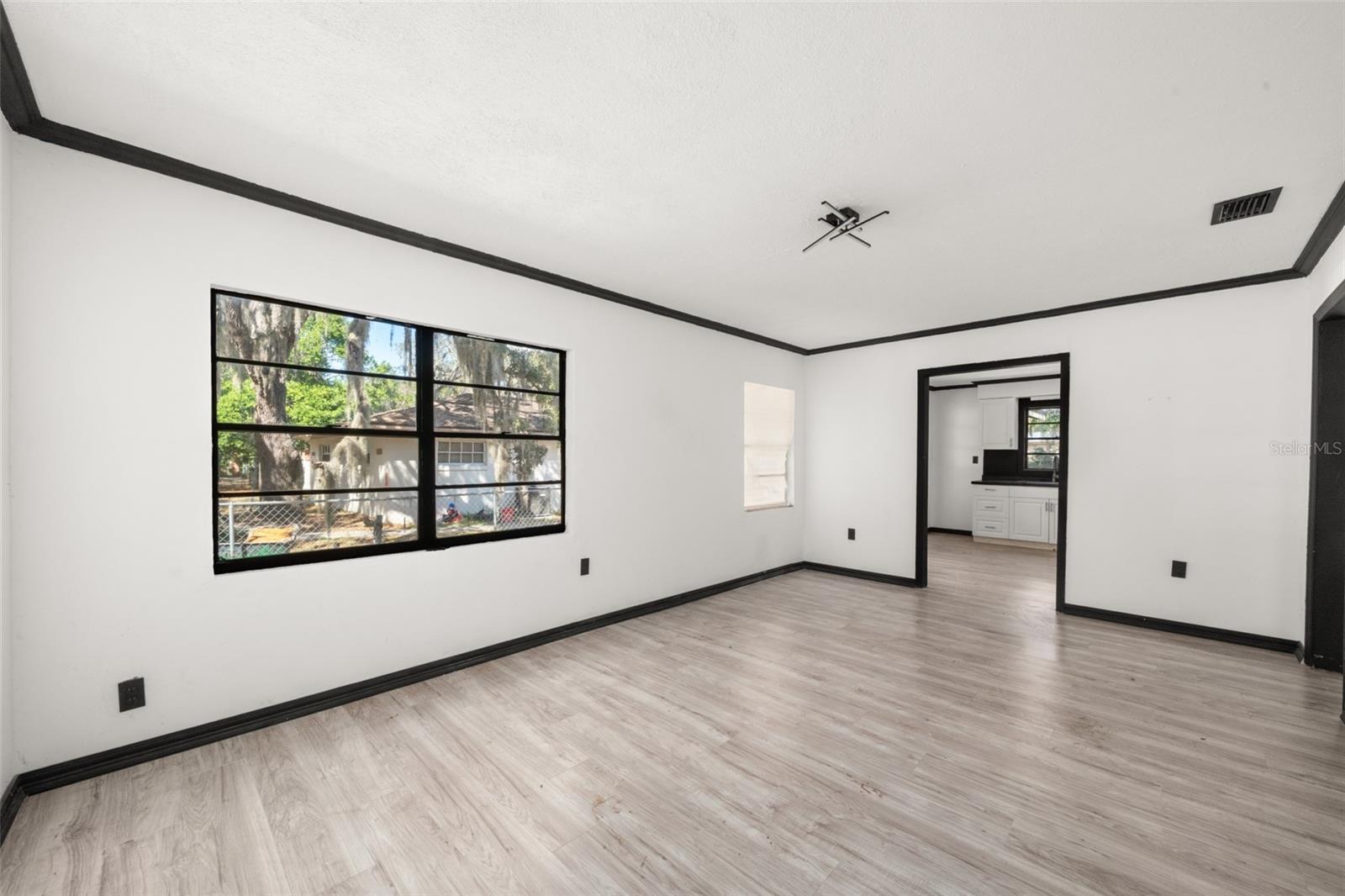 1628 WIGHTMAN AVENUE