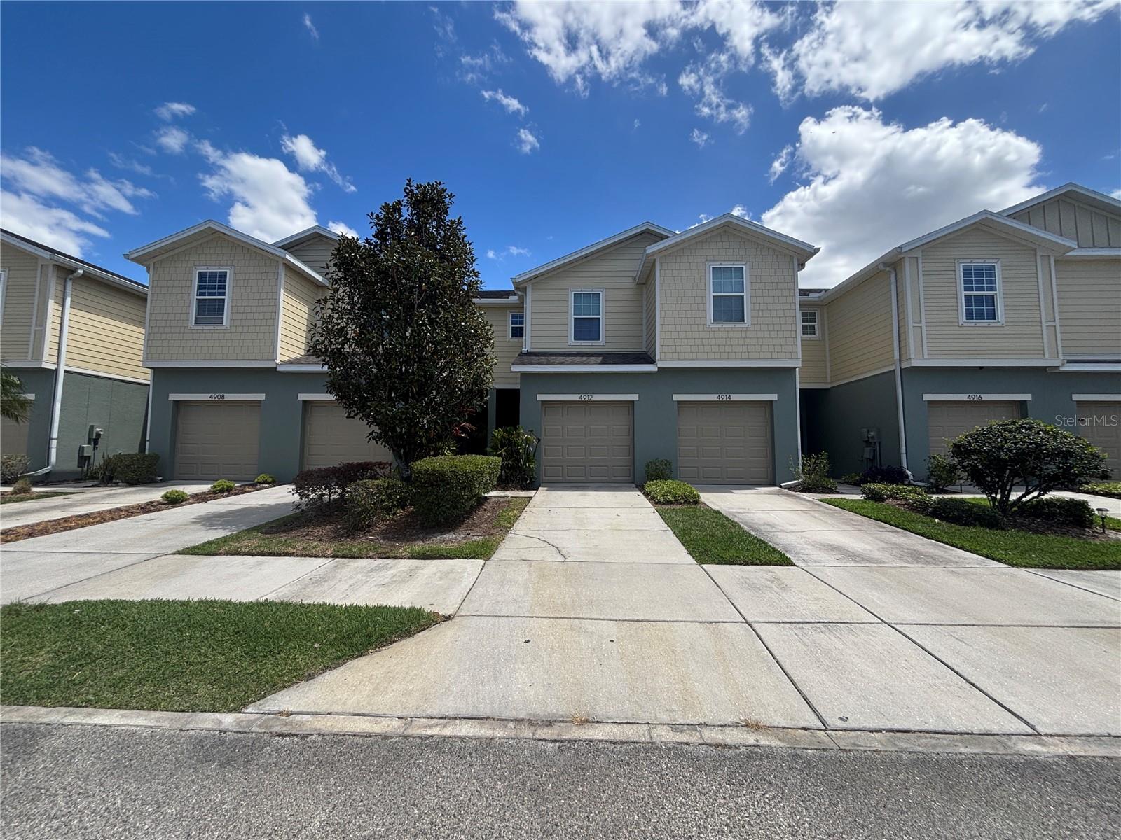 4912 WHITE SANDERLING COURT
