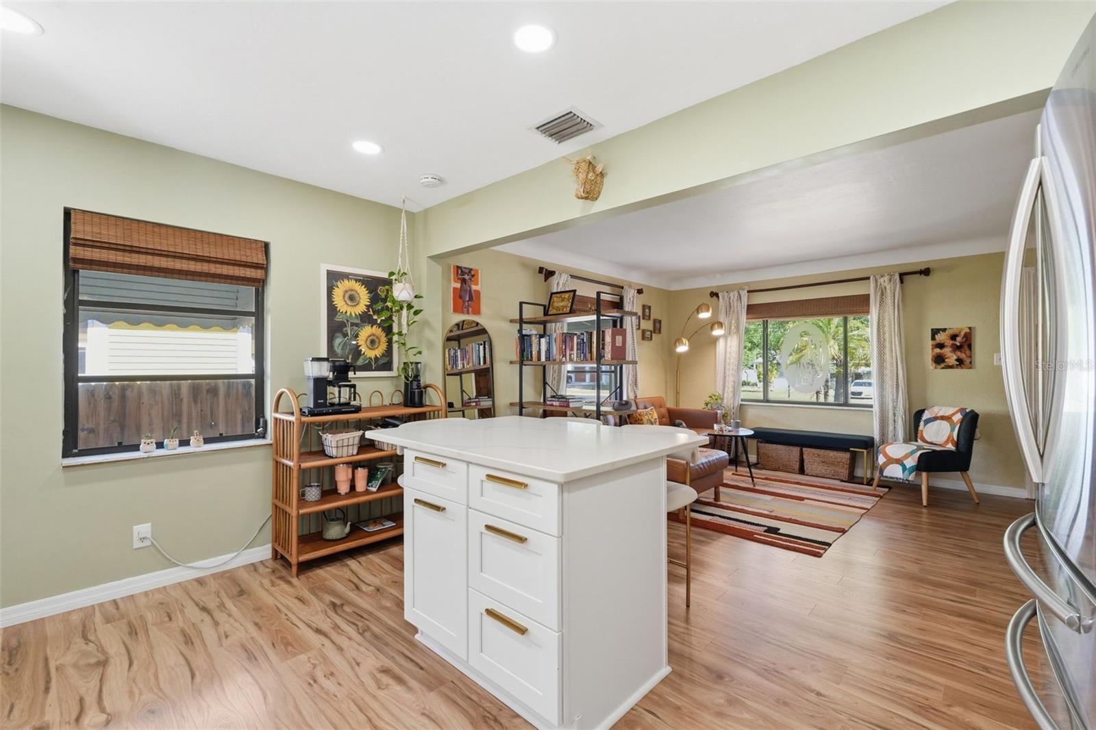 KENWOOD SUB ADD - Residential