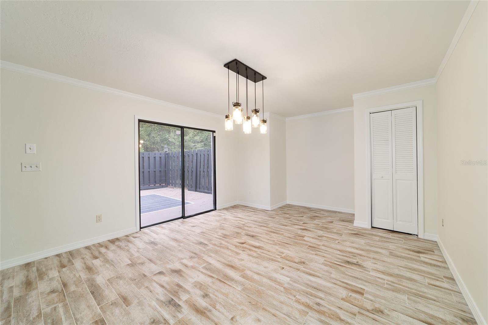 FOUNTAINEBLEAU ROYALE UNS 03 & - Residential