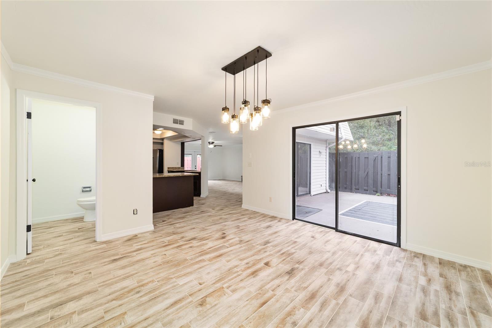 FOUNTAINEBLEAU ROYALE UNS 03 & - Residential