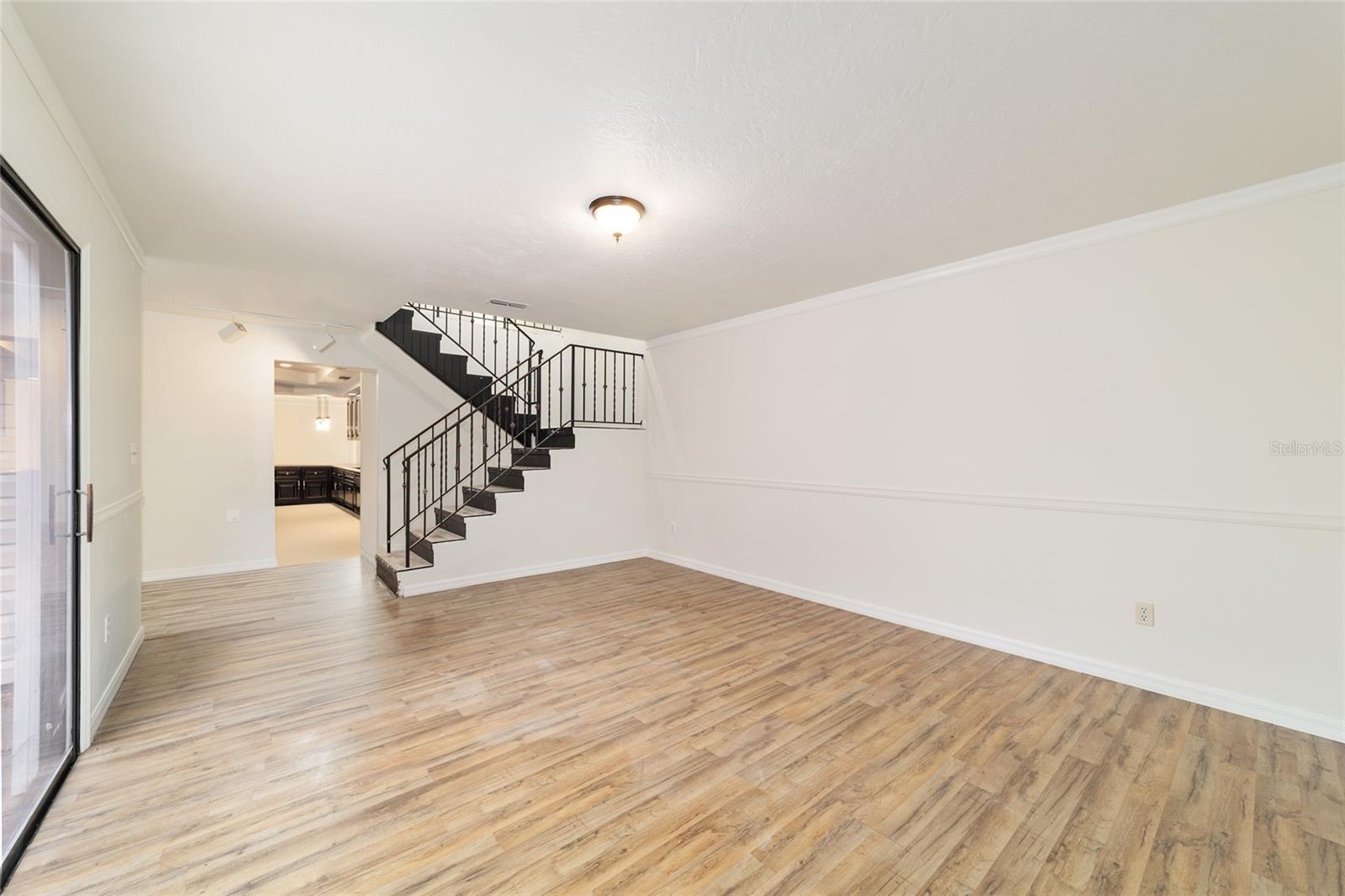 FOUNTAINEBLEAU ROYALE UNS 03 & - Residential