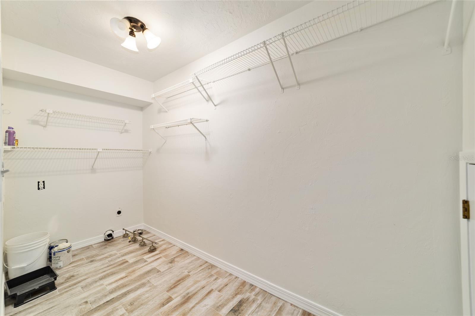 FOUNTAINEBLEAU ROYALE UNS 03 & - Residential