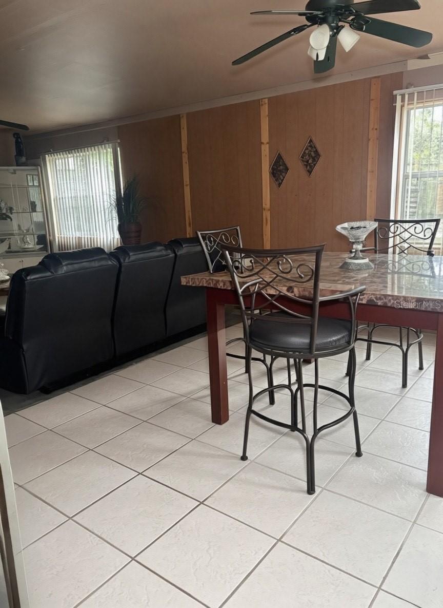 POWERS PLACE FIRST ADD - Residential