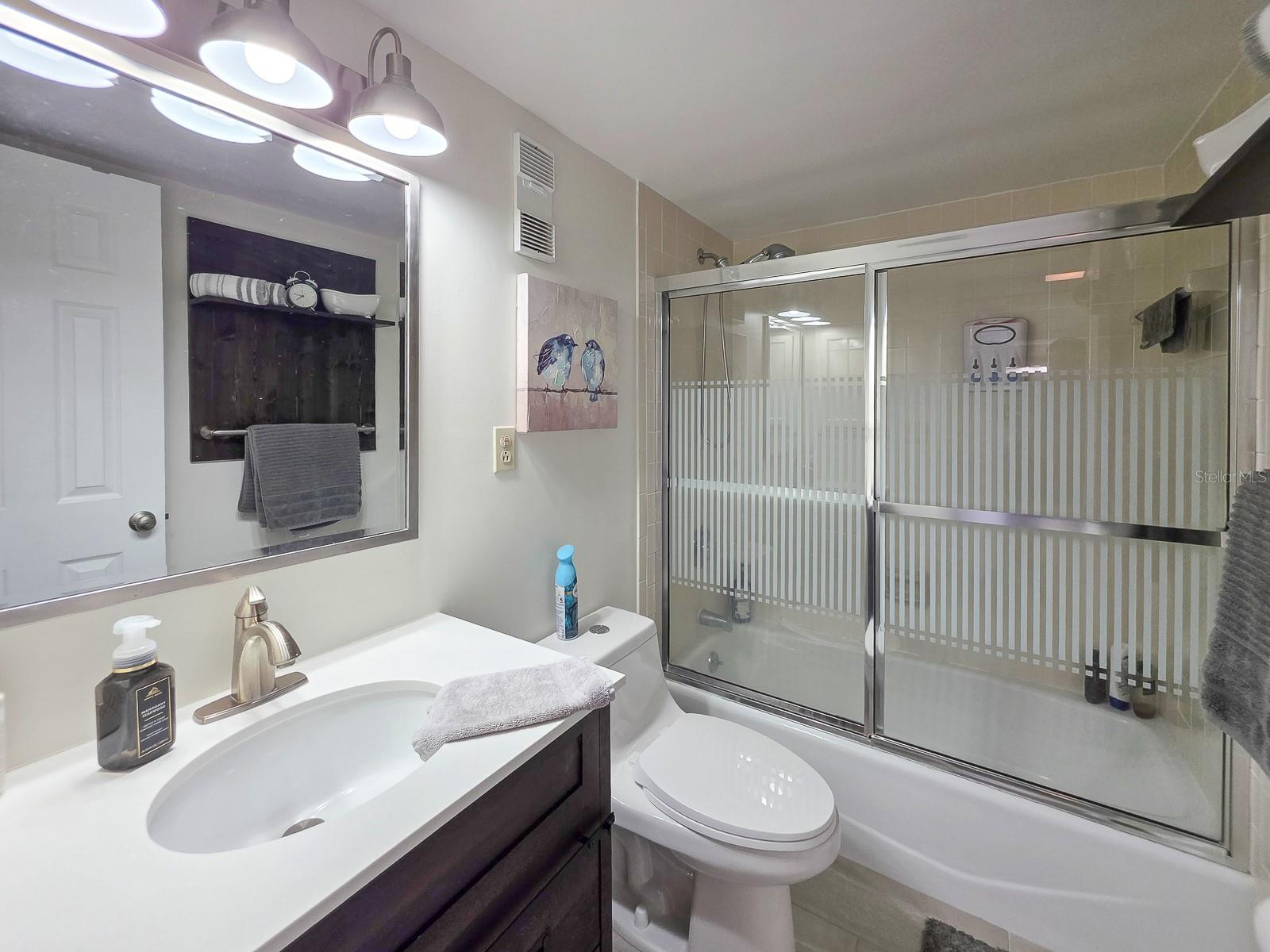 ALIKI GOLD COAST CONDO 01 - Residential