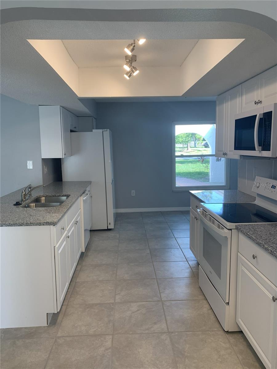 SPRING HILL - Residential Lease