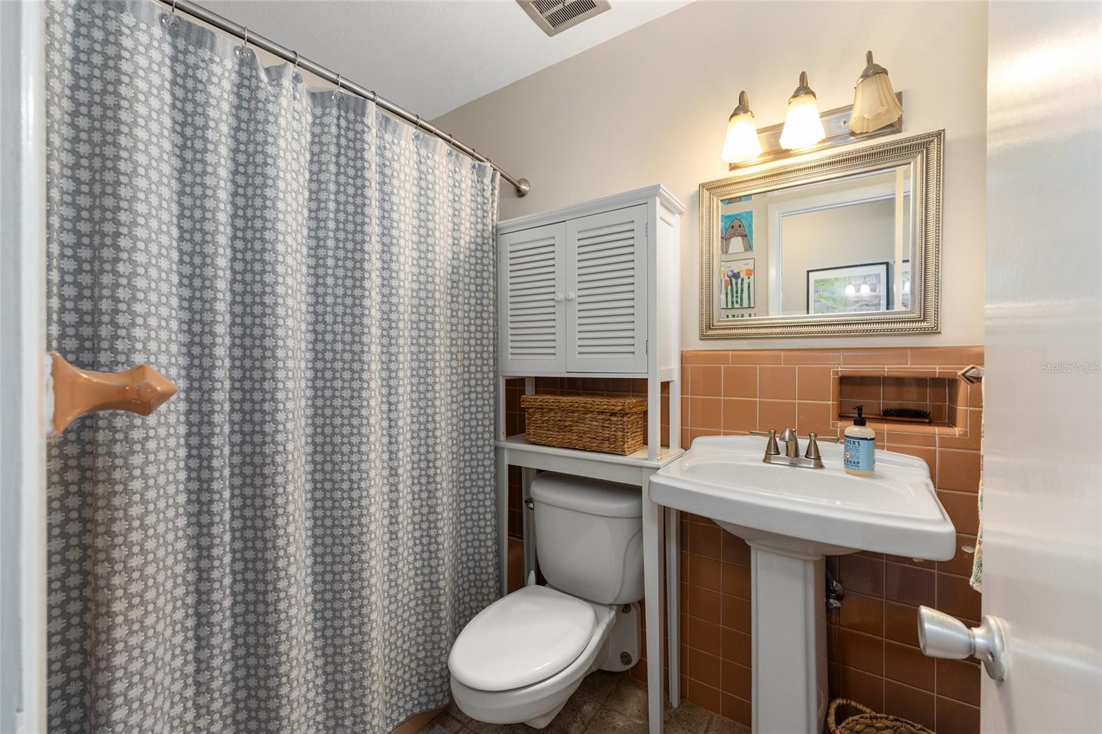 IDYLWEIR PARK - Residential