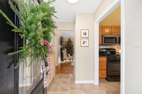 Tiny photo for 1006 SE 10th Street, Ocala, FL 34471 (MLS # OM715308)