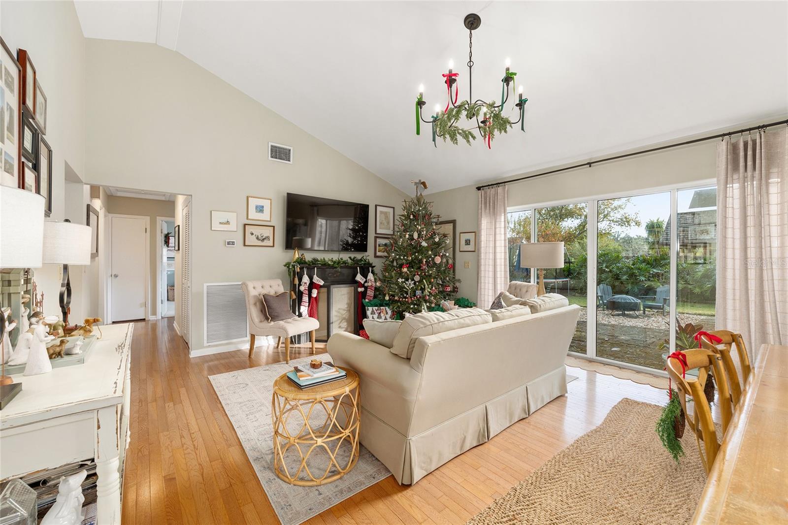 IDYLWEIR PARK - Residential