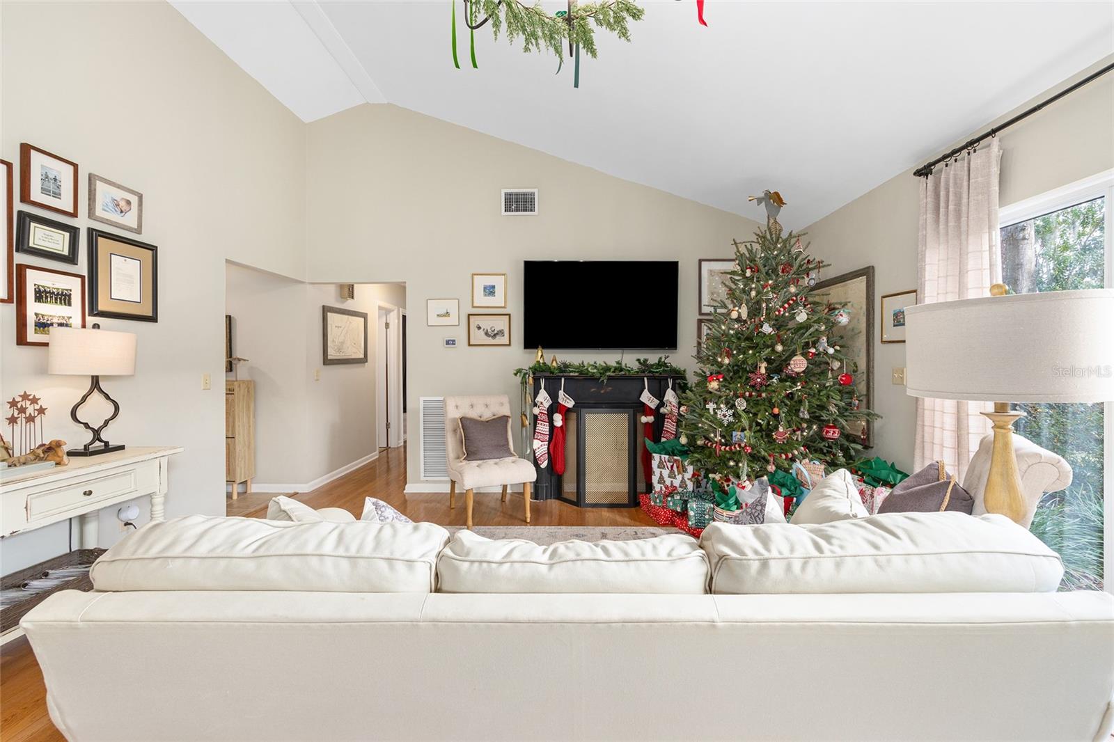 IDYLWEIR PARK - Residential