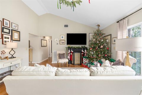 Tiny photo for 1006 SE 10th Street, Ocala, FL 34471 (MLS # OM715308)