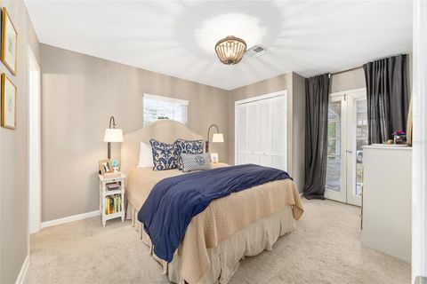 Tiny photo for 1006 SE 10th Street, Ocala, FL 34471 (MLS # OM715308)