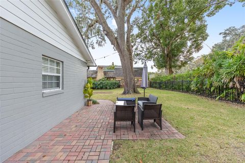 Tiny photo for 1006 SE 10th Street, Ocala, FL 34471 (MLS # OM715308)