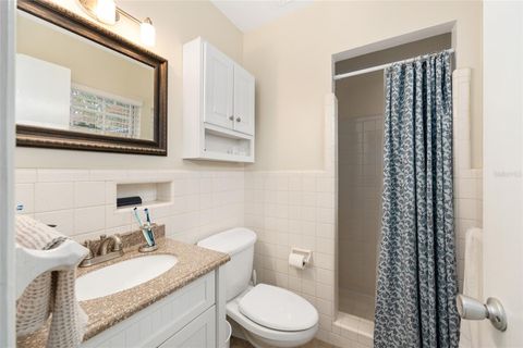 Tiny photo for 1006 SE 10th Street, Ocala, FL 34471 (MLS # OM715308)