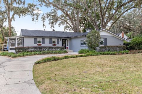Tiny photo for 1006 SE 10th Street, Ocala, FL 34471 (MLS # OM715308)