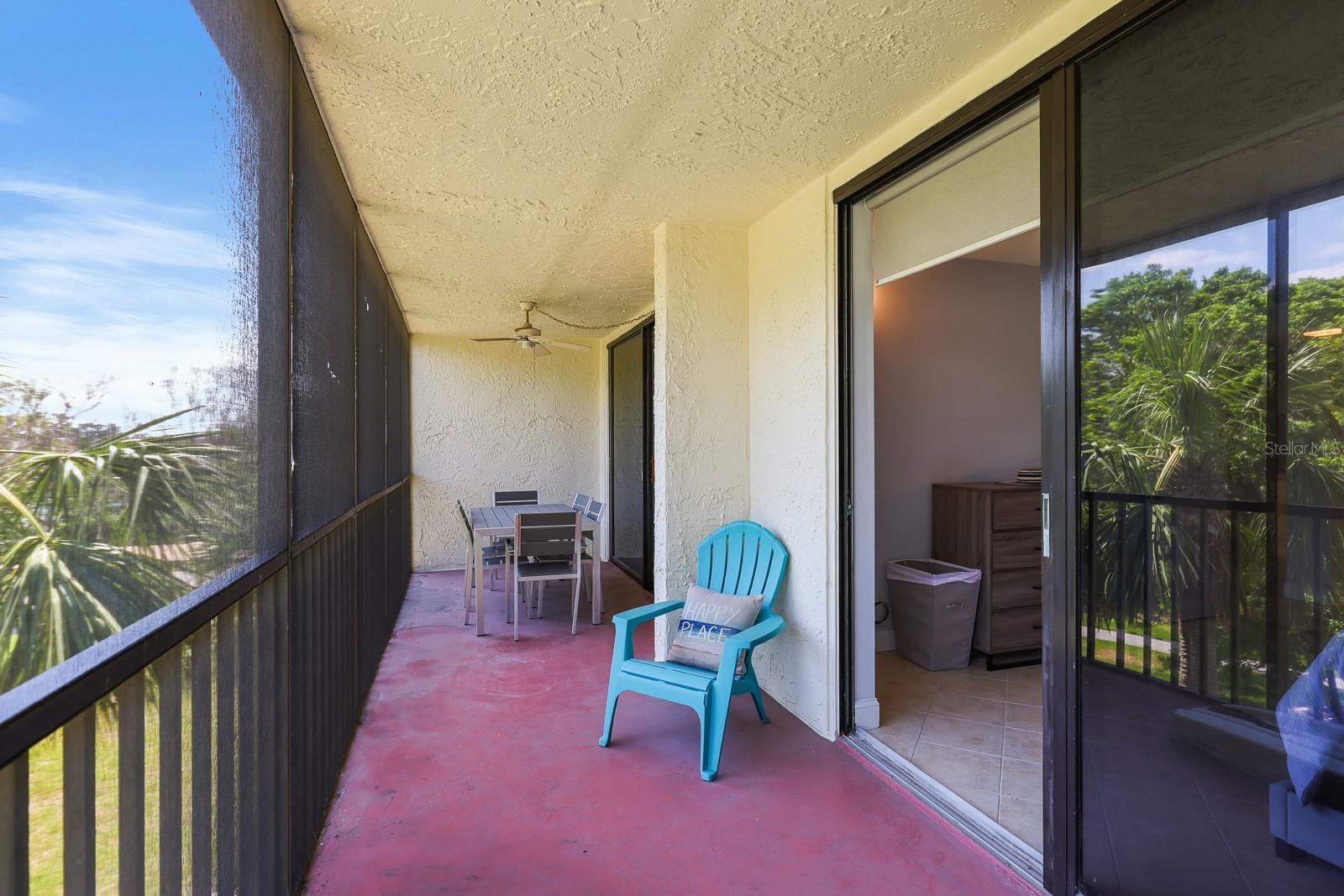 SEAPLACE VI - Residential