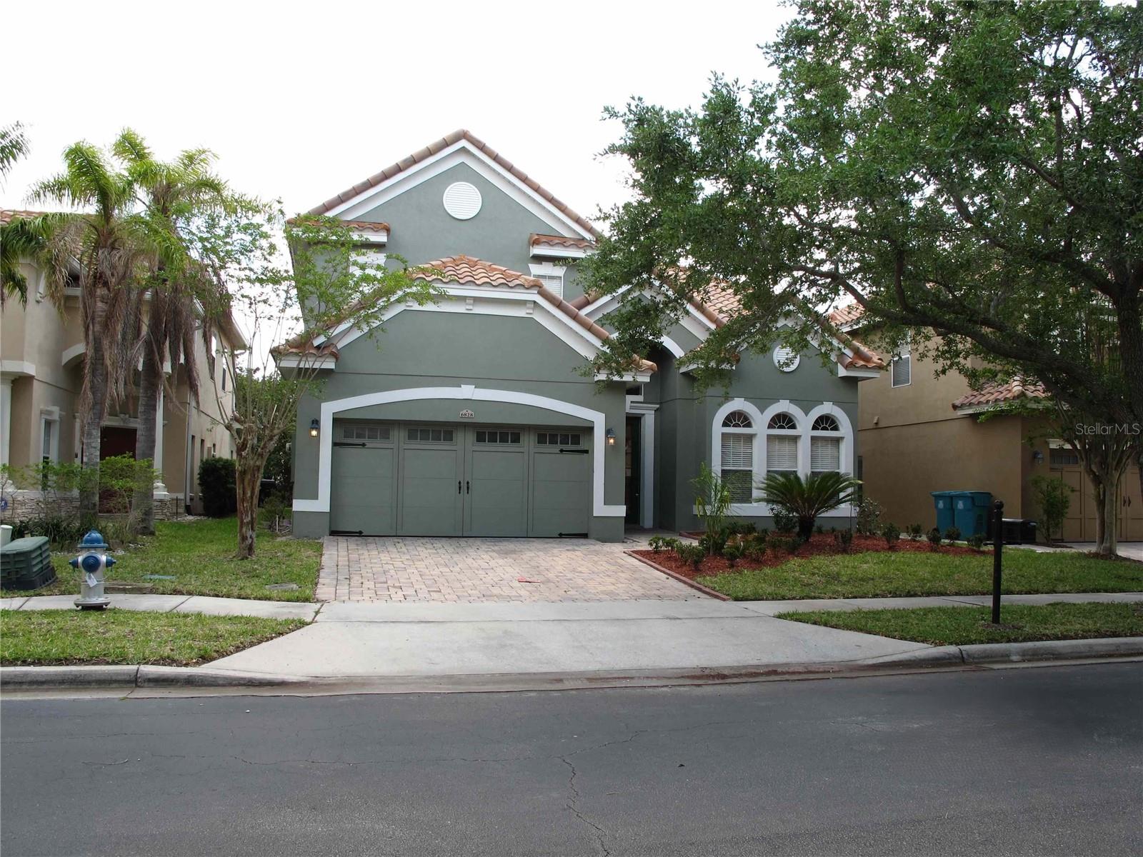 This beautiful and Spacious 4-bedroom, 3.5-bathroom home offers 2,991 sq. ft. of living space and is located in the highly sought-after gated Toscana community. Available for immediate move-in! Home features include a formal living and dining rooms, comfortable family room and eat-in kitchen. Master Suite on the first floor with garden tub, dual vanities, and walk-in closet. Three additional bedrooms and a spacious loft area on the second floor. Two-car garage and washer/dryer hookups. Access to community pool and amenities in a secure gated neighborhood
Please note: No roommates & No pets
Application Fee: $50 each adult (18+)
**Full Credit/Skip/Eviction/Background check is done on all applicants.
**Please have the following documents ready to attach as JPEG or PDF:
- Drivers License
- (3) Pay Stubs