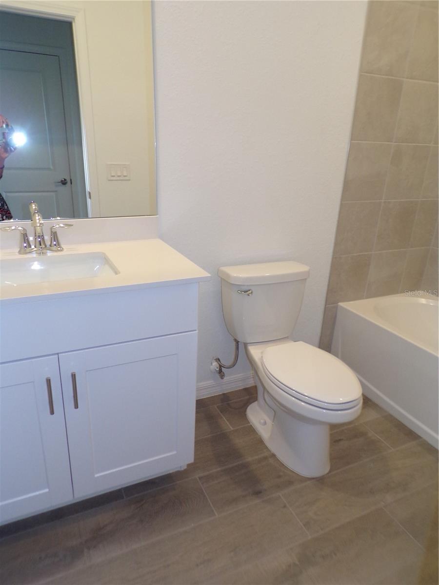 TUCKERS POINTE PH 1 - Residential Lease