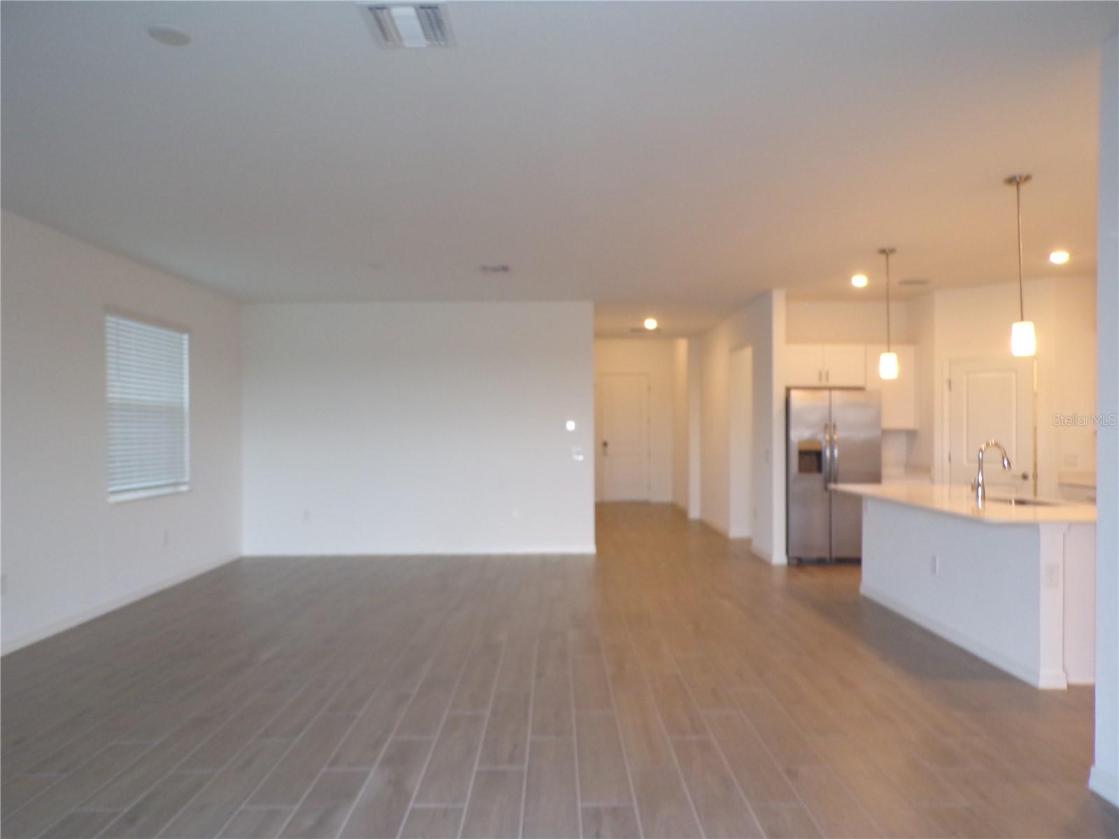 TUCKERS POINTE PH 1 - Residential Lease