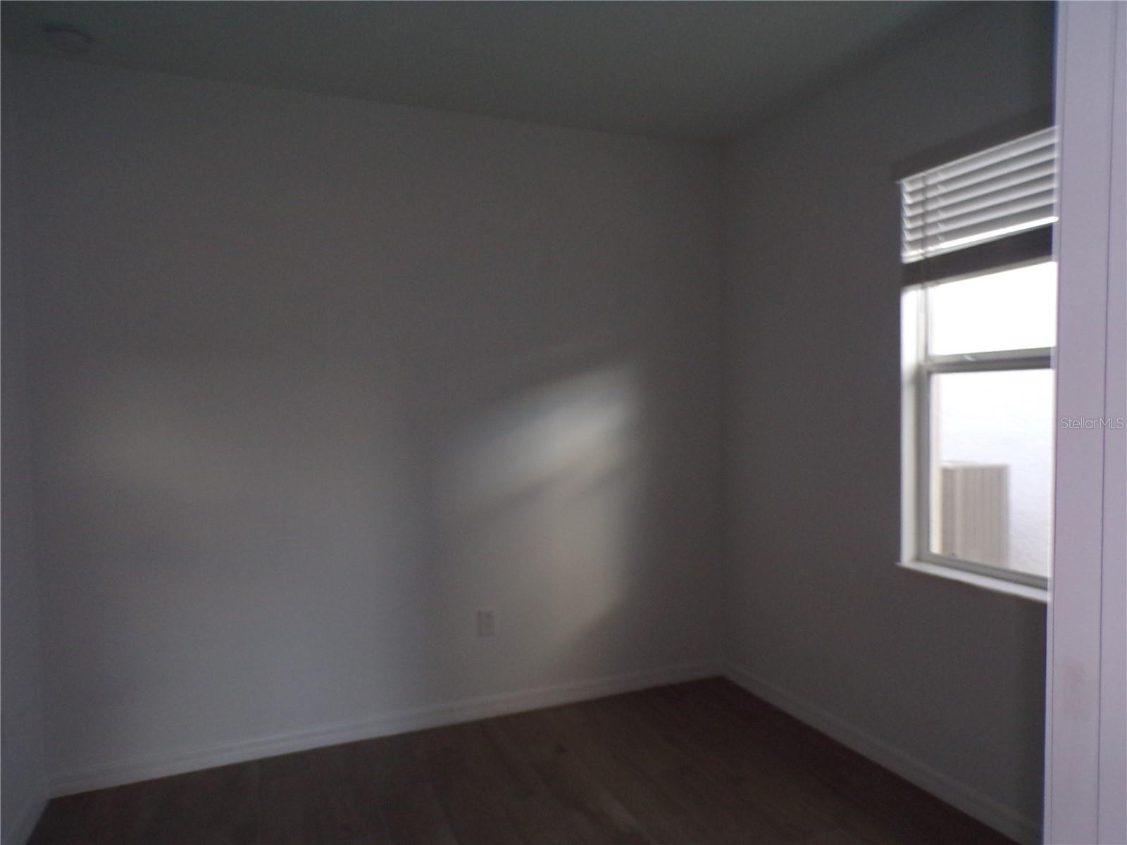 TUCKERS POINTE PH 1 - Residential Lease