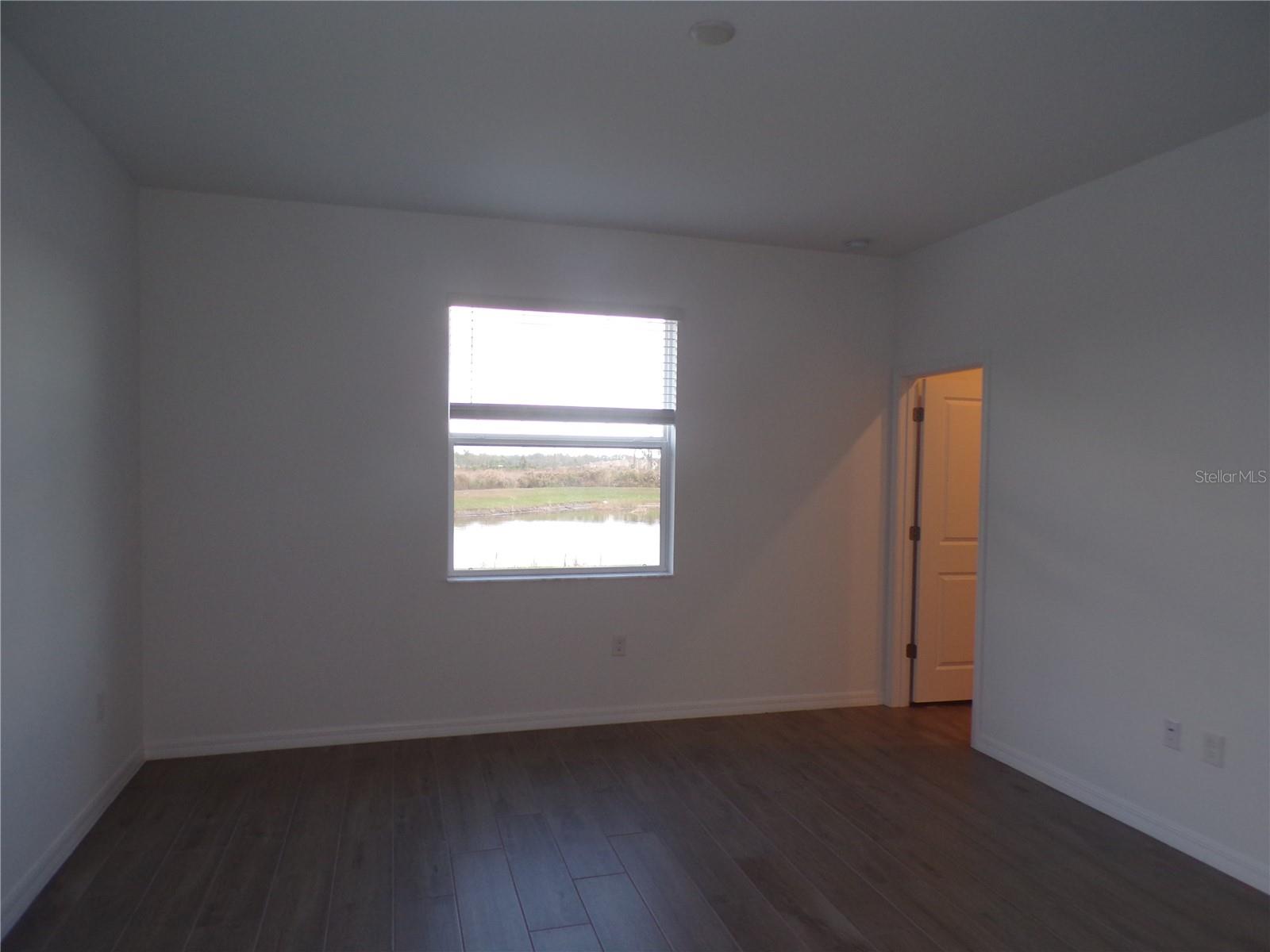 TUCKERS POINTE PH 1 - Residential Lease