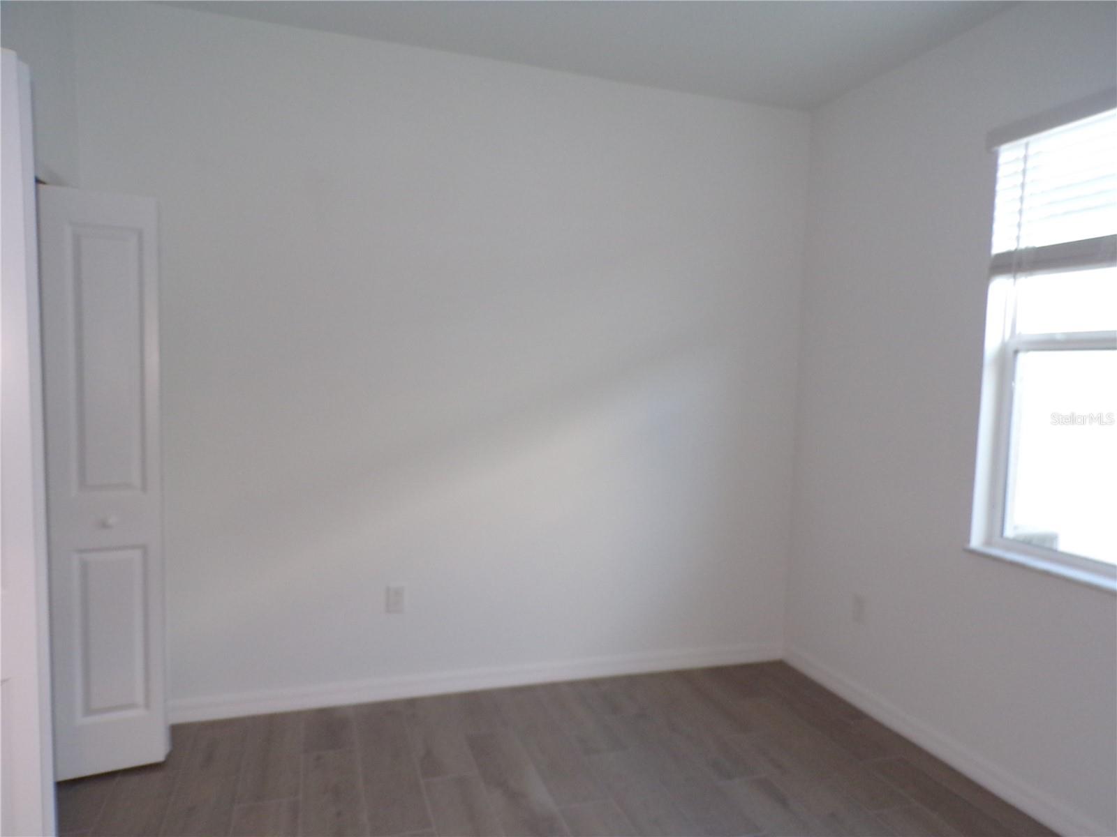 TUCKERS POINTE PH 1 - Residential Lease