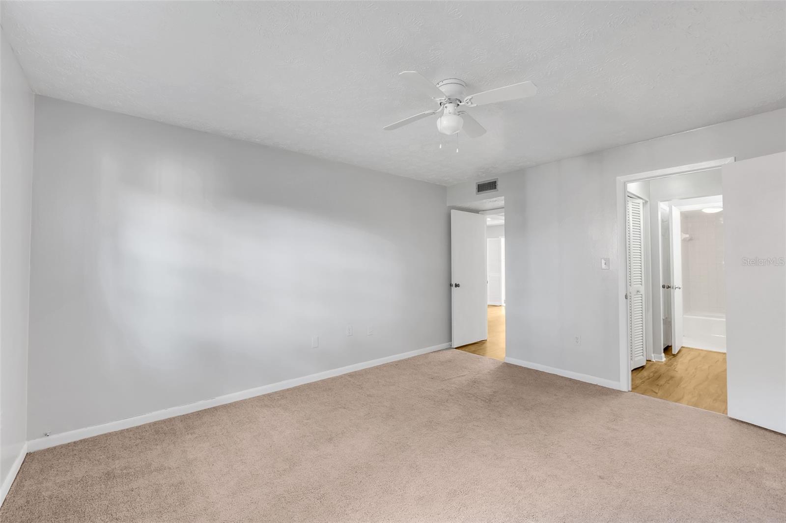 PLANTATION APTS OF ORLANDO NO 1 CONDO - Residential Lease