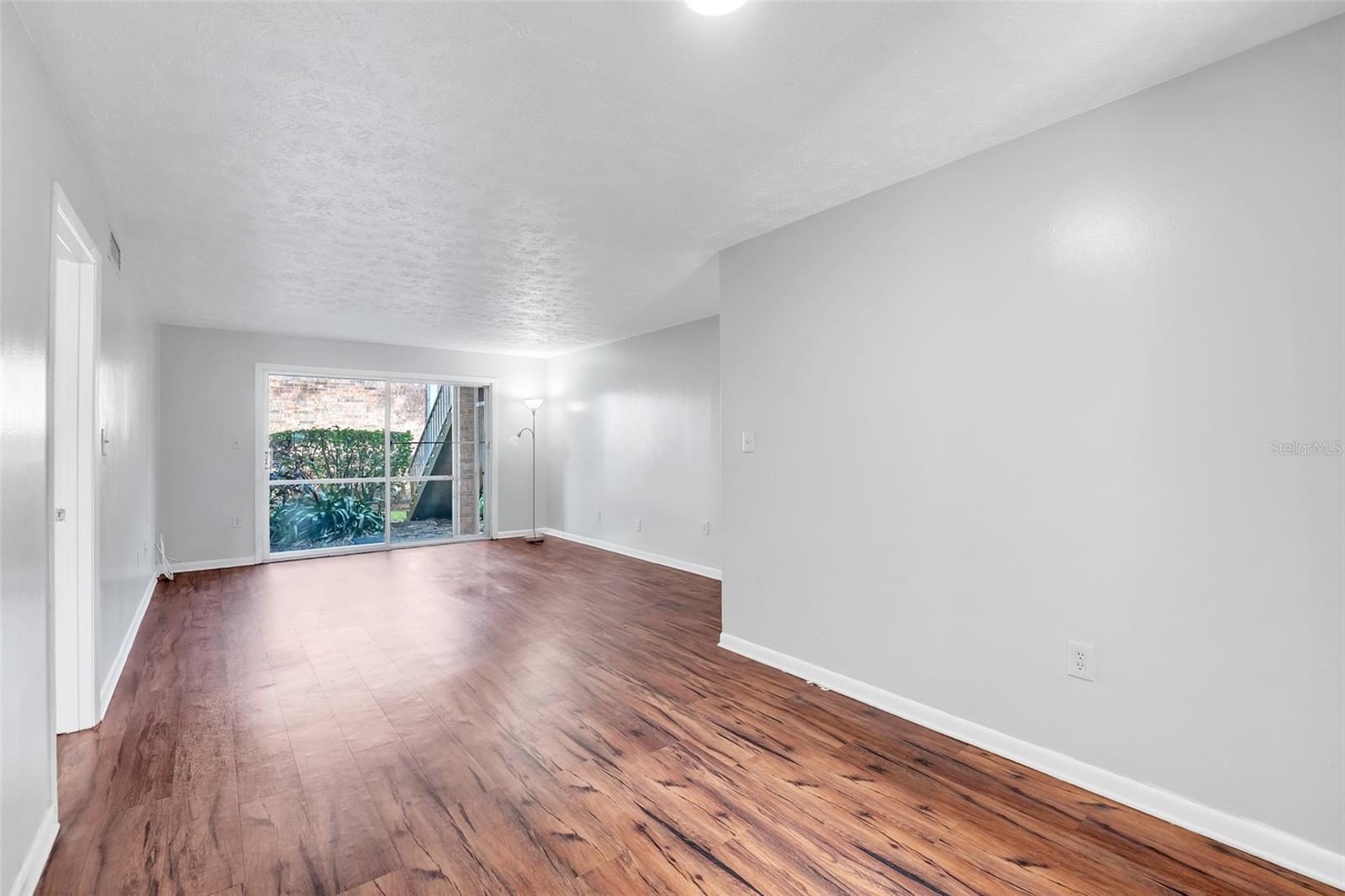 PLANTATION APTS OF ORLANDO NO 1 CONDO - Residential Lease