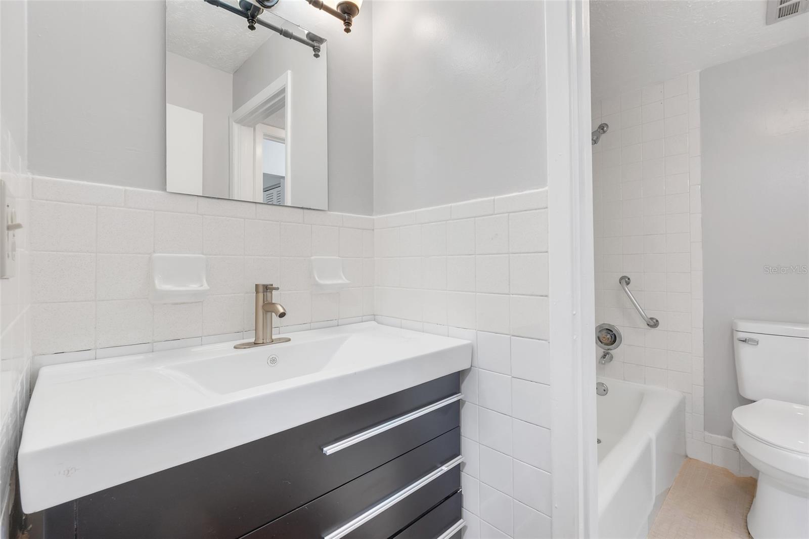 PLANTATION APTS OF ORLANDO NO 1 CONDO - Residential Lease