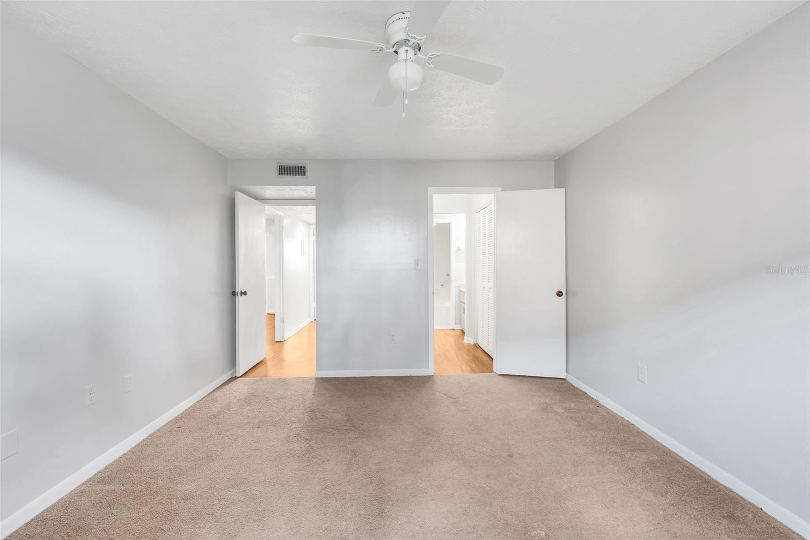 PLANTATION APTS OF ORLANDO NO 1 CONDO - Residential Lease