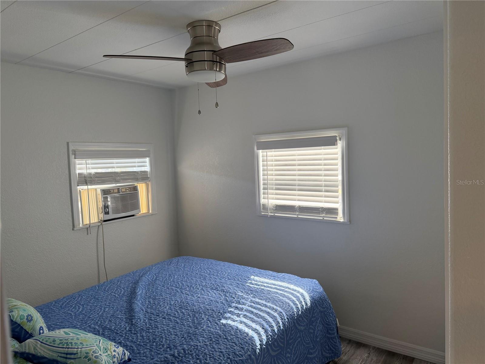 VISTA DEL MAR - Residential