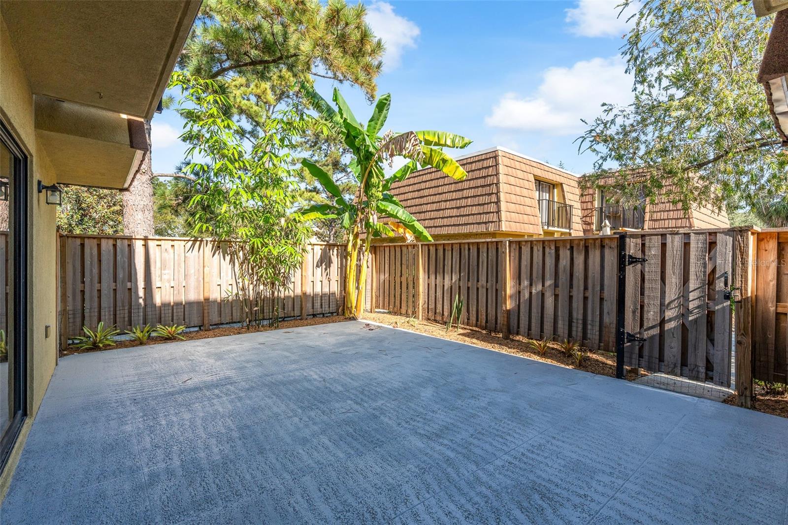 5382 ELM COURT 356