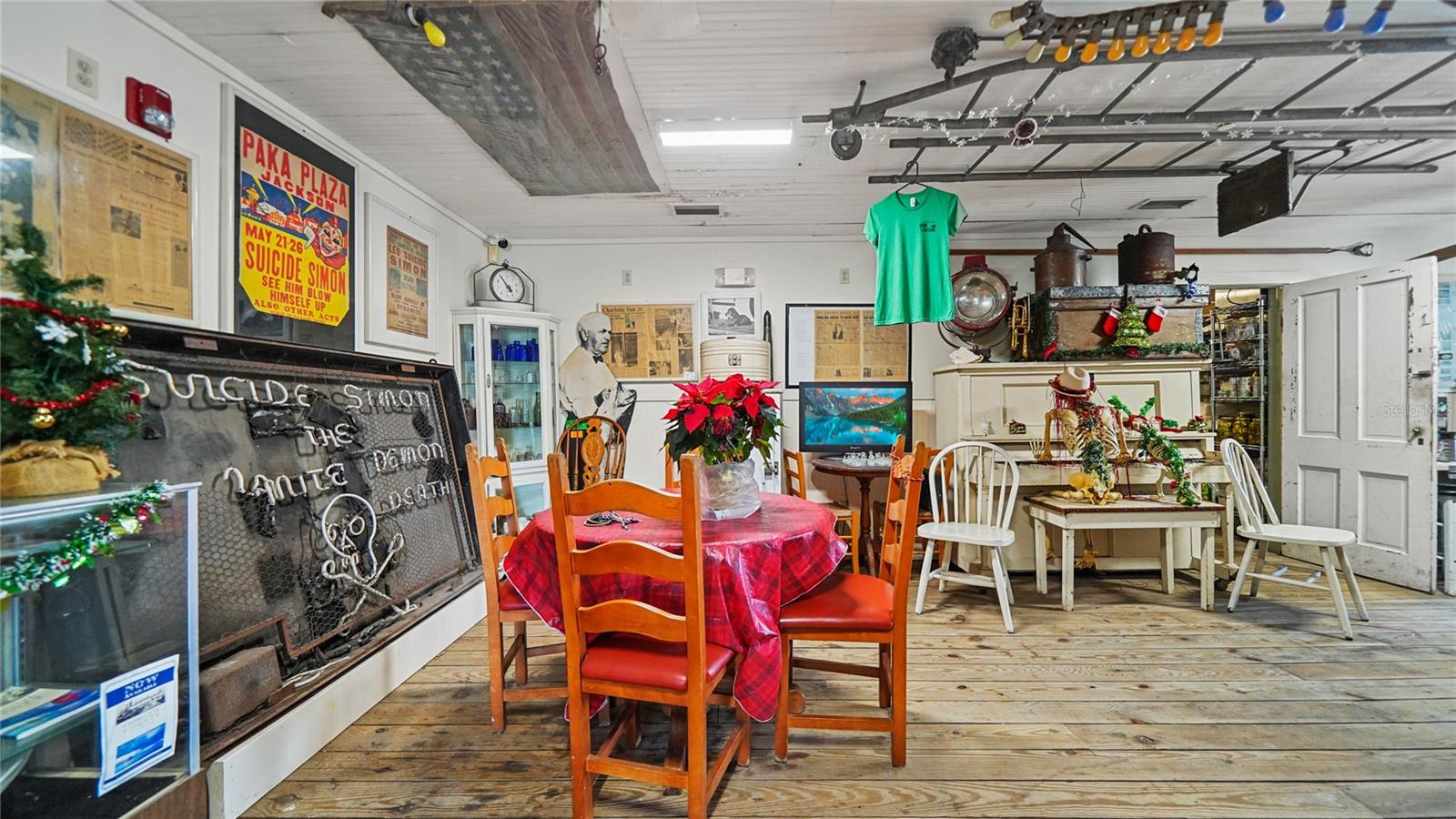RE - Commercial Sale