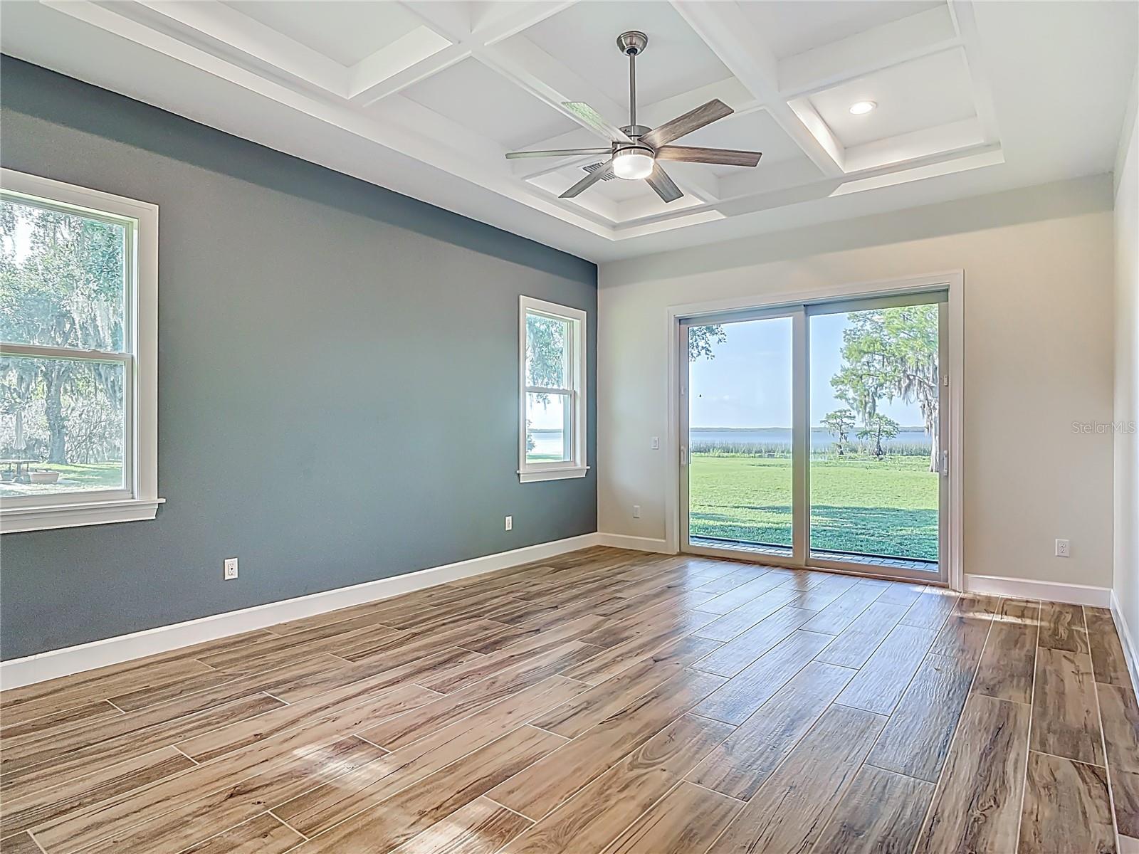 STONE ISLAND ESTATES UNIT 04 & 06 - Residential