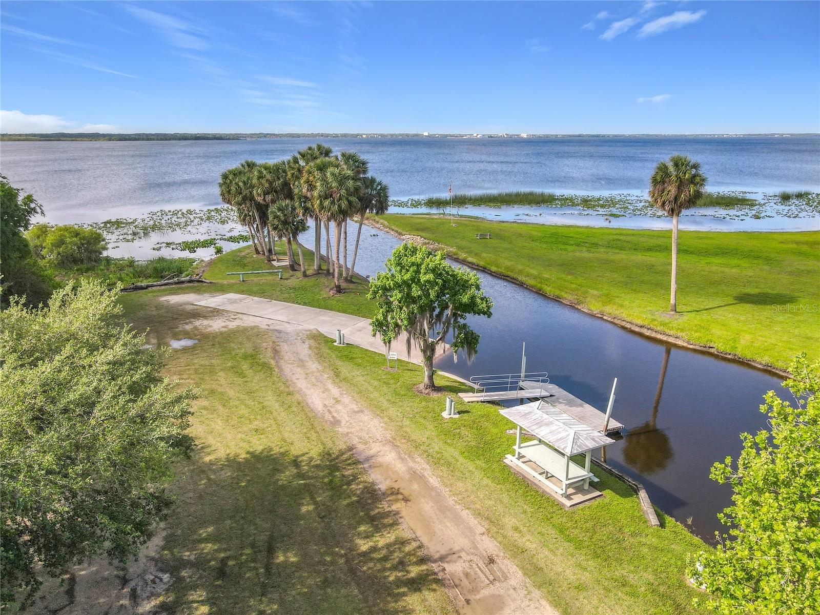 STONE ISLAND ESTATES UNIT 04 & 06 - Residential