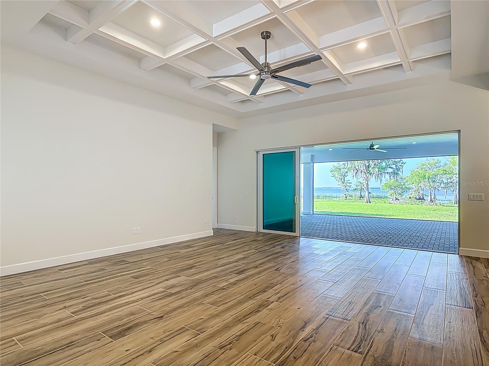 STONE ISLAND ESTATES UNIT 04 & 06 - Residential