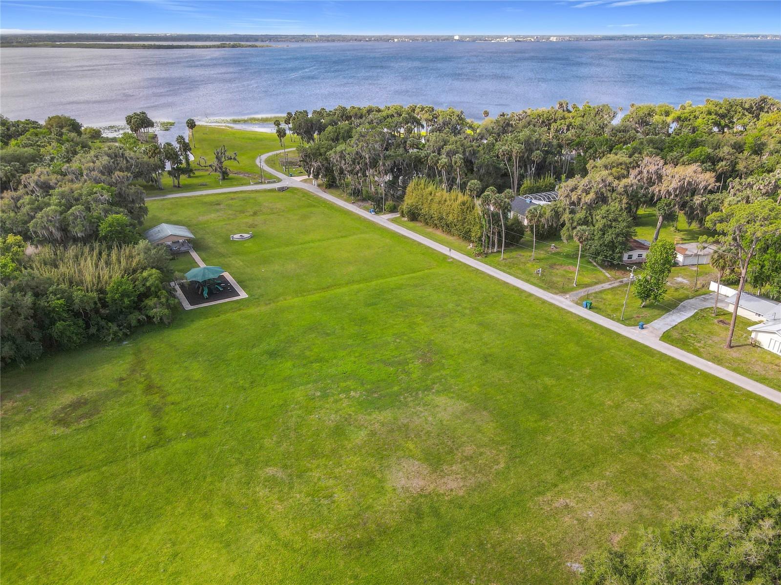 STONE ISLAND ESTATES UNIT 04 & 06 - Residential