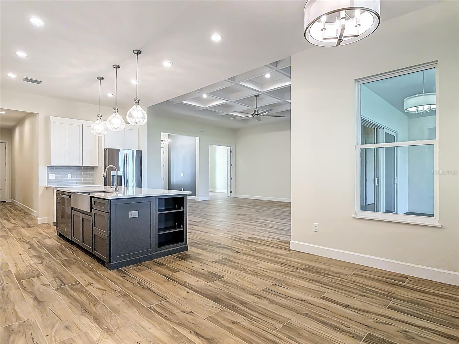 STONE ISLAND ESTATES UNIT 04 & 06 - Residential