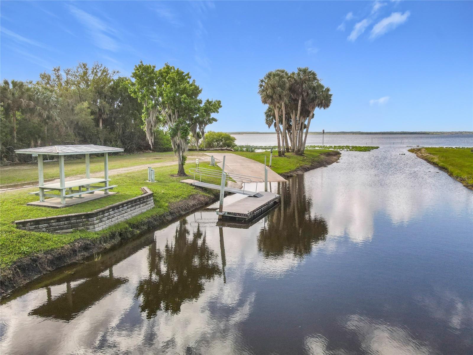 STONE ISLAND ESTATES UNIT 04 & 06 - Residential