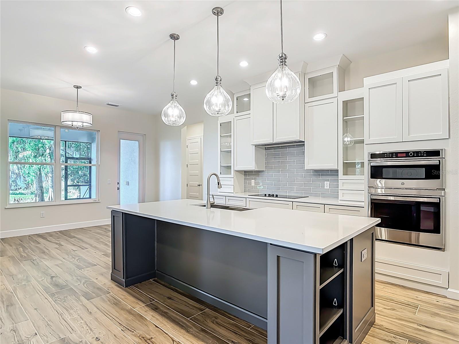 STONE ISLAND ESTATES UNIT 04 & 06 - Residential