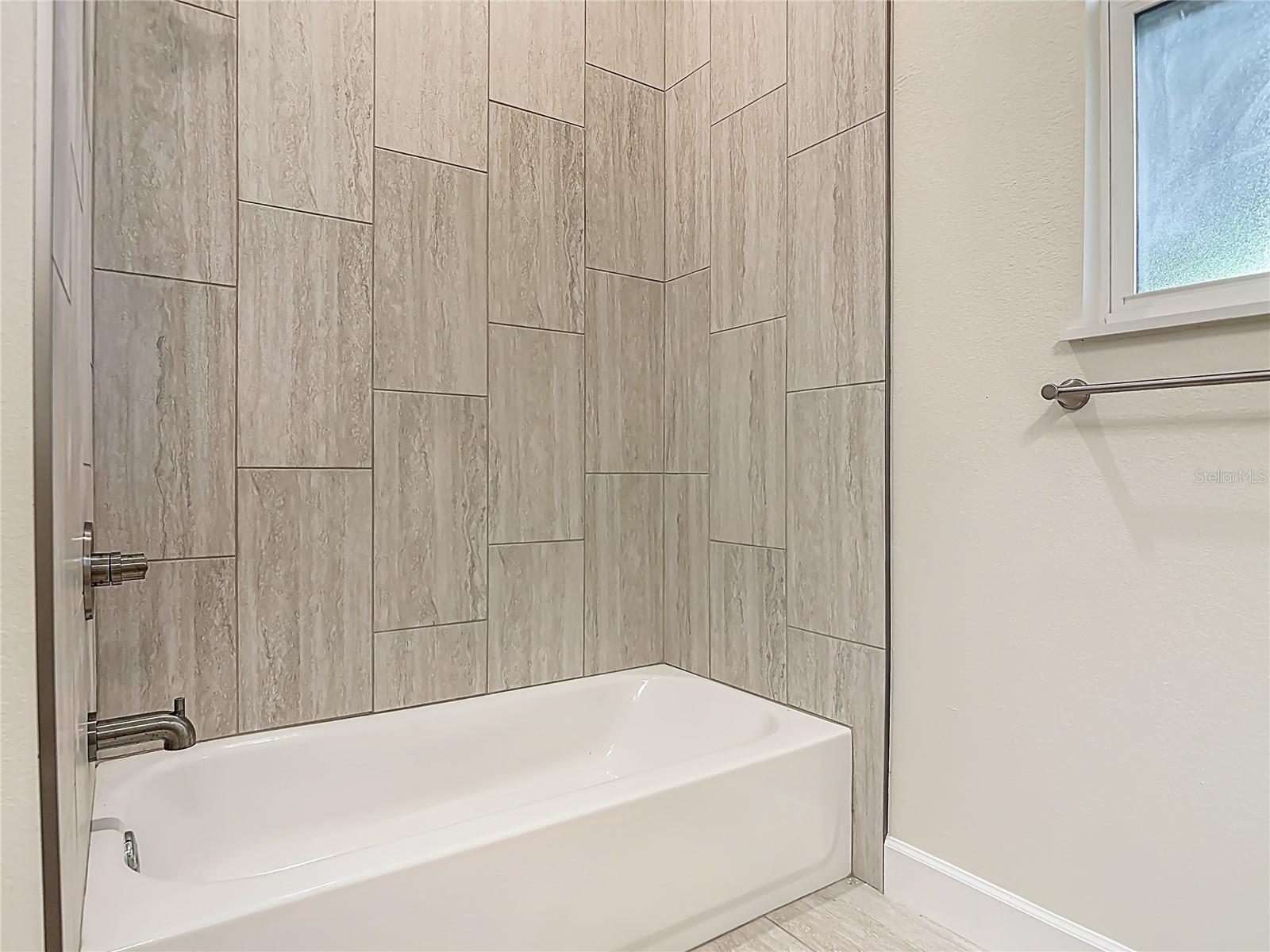 STONE ISLAND ESTATES UNIT 04 & 06 - Residential