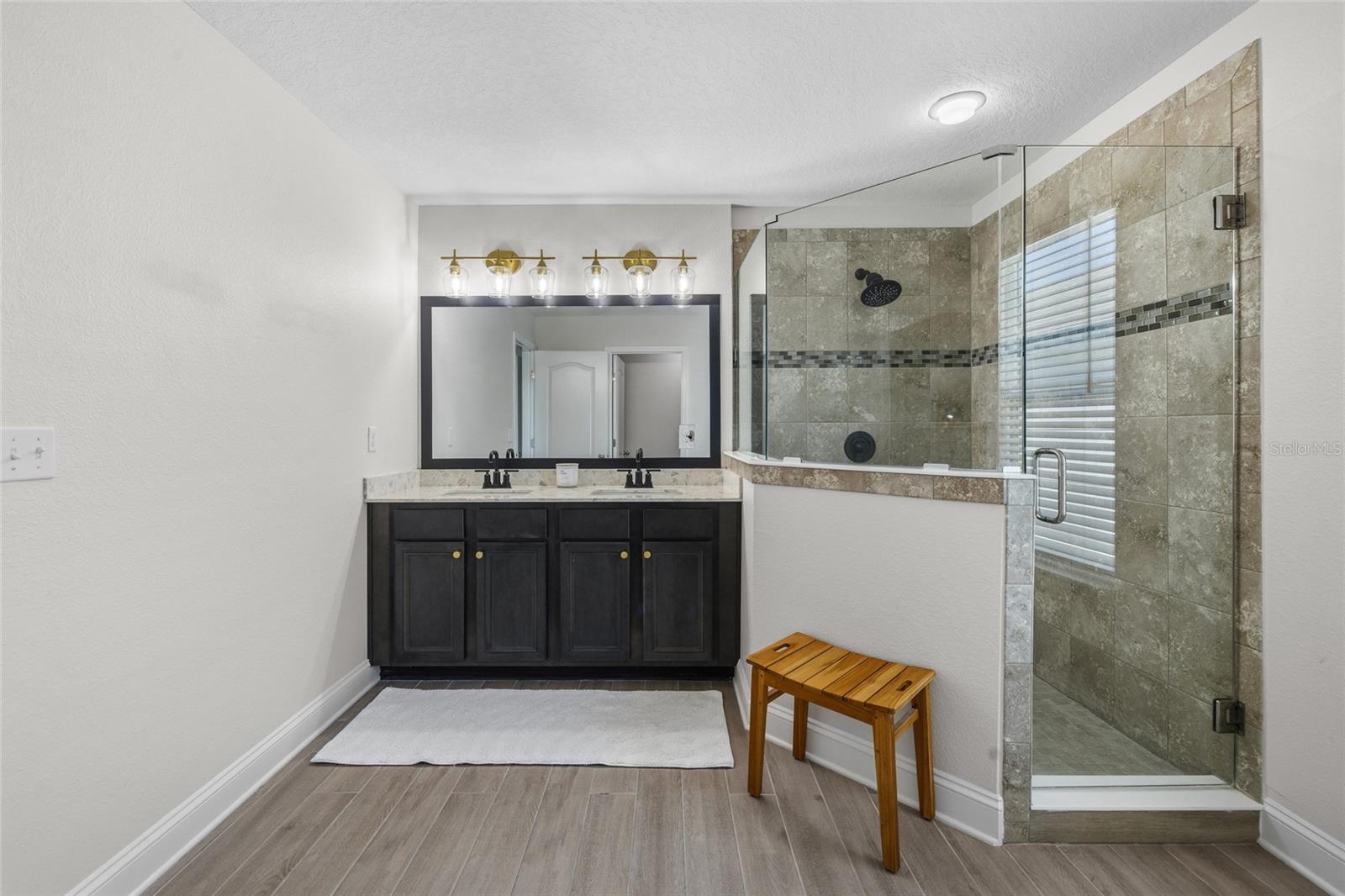 COASTAL COVE - Residential
