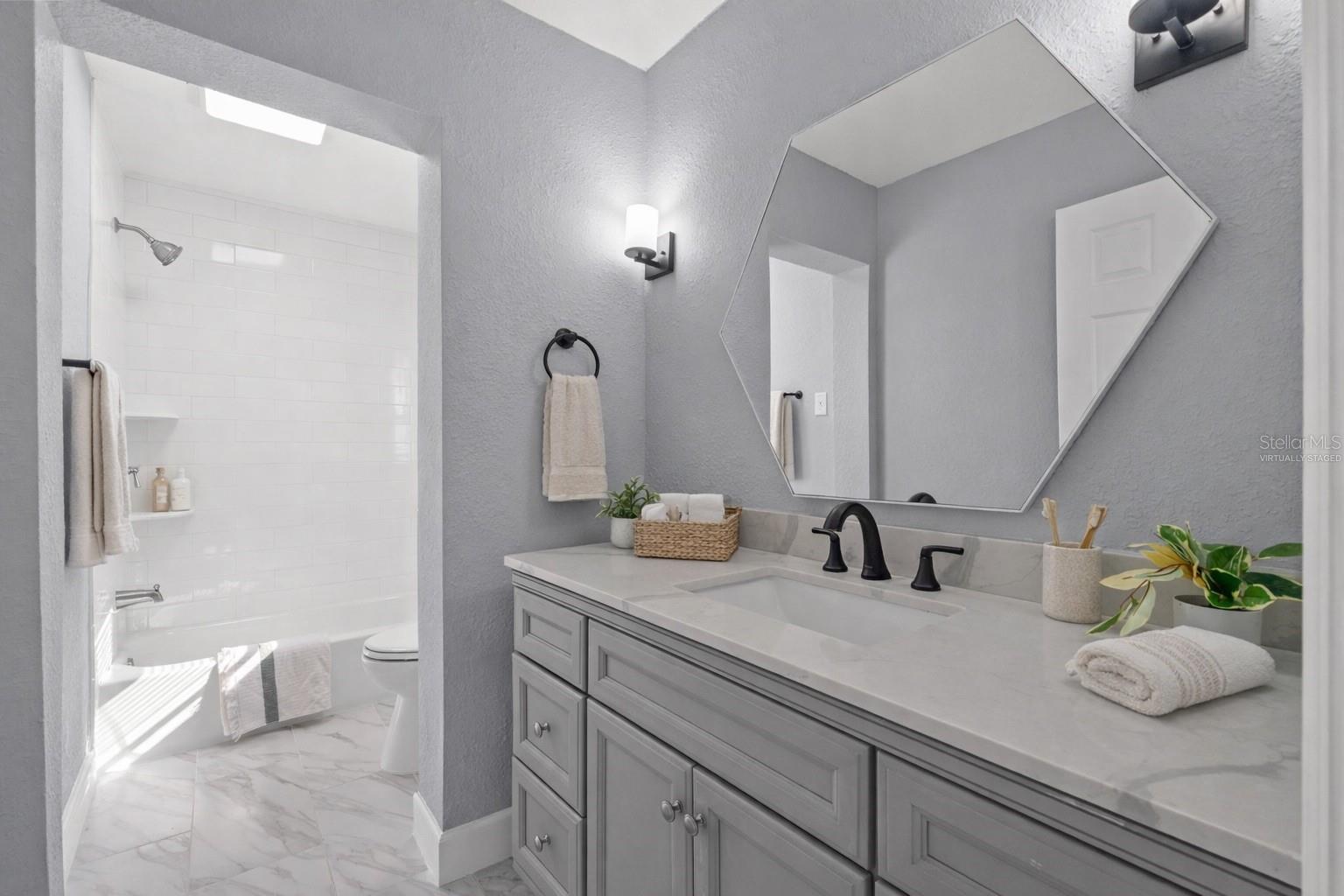 SPRING HILL - Residential