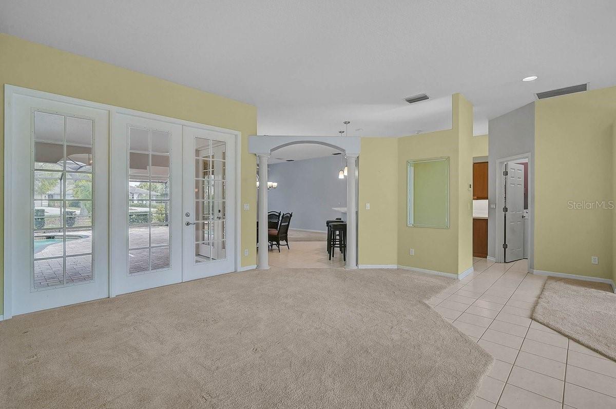 CALUSA LAKES - Residential