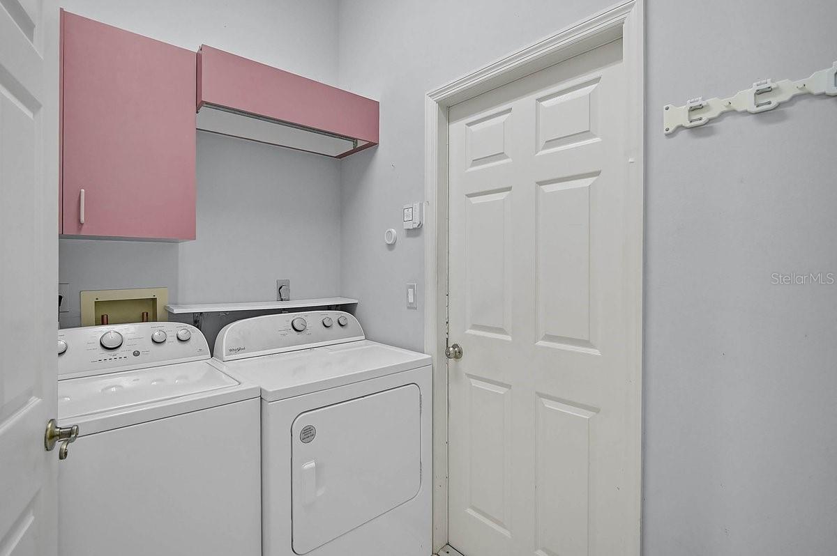 CALUSA LAKES - Residential